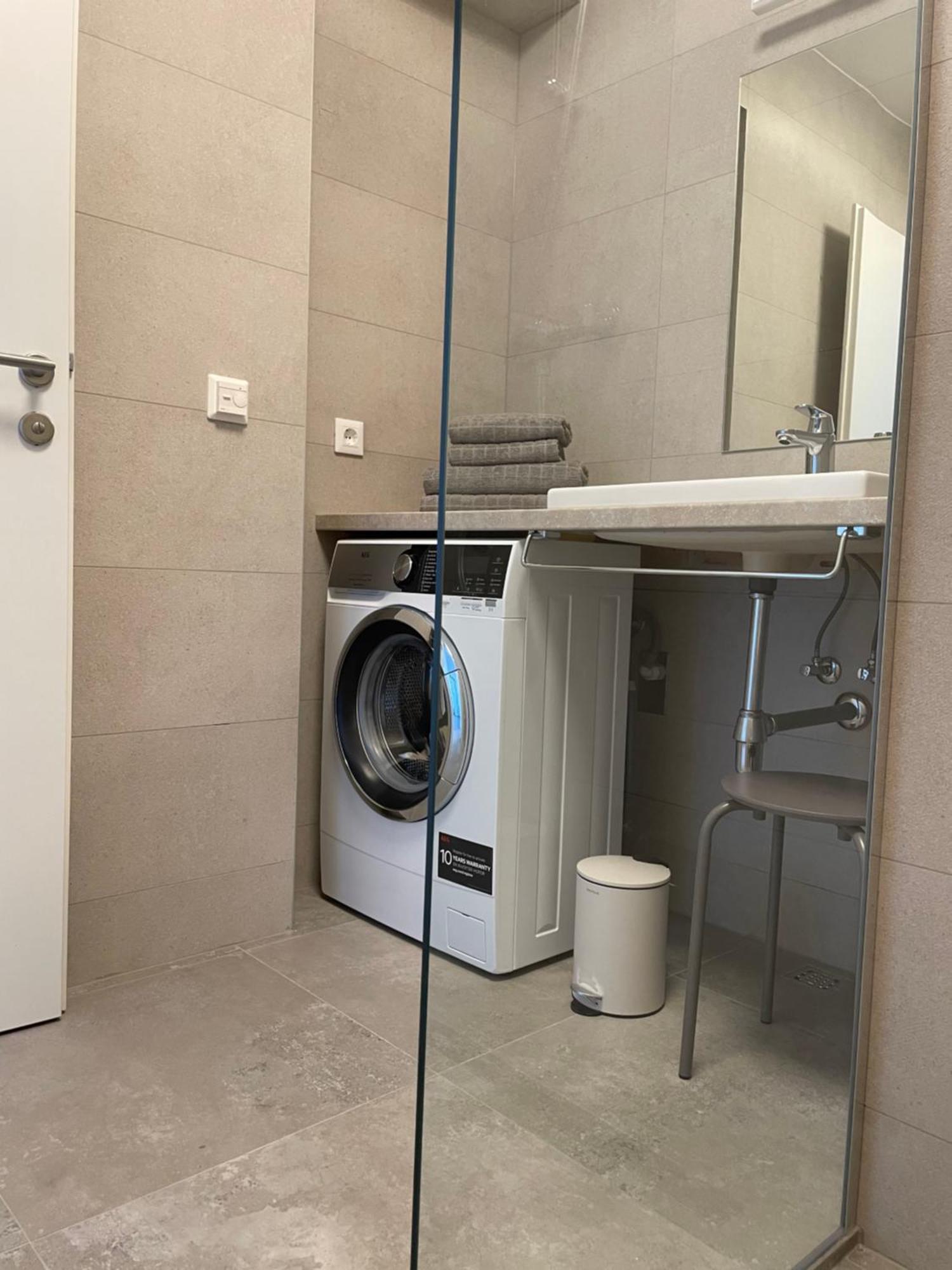 Sandra Apartments Makarska Eksteriør billede